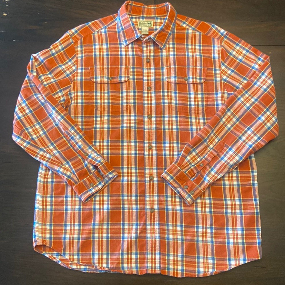L.L. Bean - Men’s L - 100% Cotton Flannel Long Sleeve - Condition 8.5/10